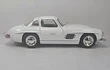 Mercedes Benz 300 SL blanco 1/24 Marca China LEDS