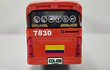Bus Marcopolo flota la macarena escala 1/87 marca Kinsmart