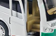 Bus Marcopolo BERLINAS DEL FONCE escala 1/87 marca Kinsmart