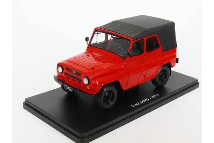 UAZ 469B ESCALA 1/24 MARCA IXO