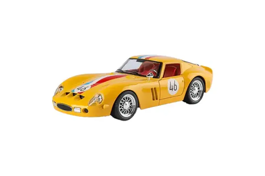 Ferrari 250 GTO, AMARILLO Escala 1/32, luces y sonidos-