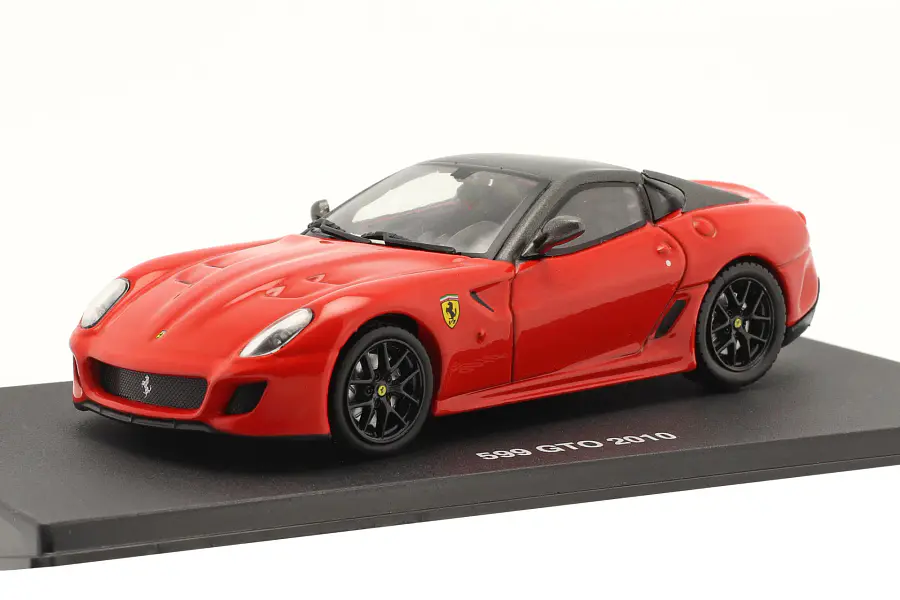 FERRARI 599 GTO 2010, MARCA IXO 1/43