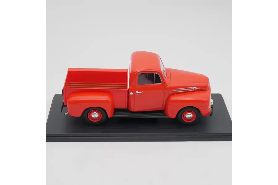 FORD F-1 1952, ESCALA 1/24 IXO