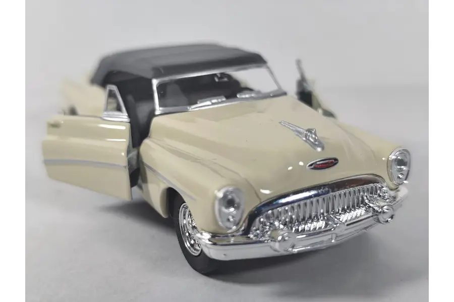 Buick Skylark 1953 BEIGE Escala 1:36 marca welly
