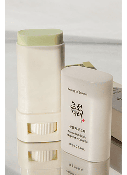 Bloqueador solar matte: mugwort + Camilia (SPF 50+ PA++++) - Beauty Of Joseon
