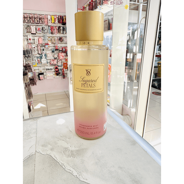 Sugared Petals Fragance - Victoria Secret 