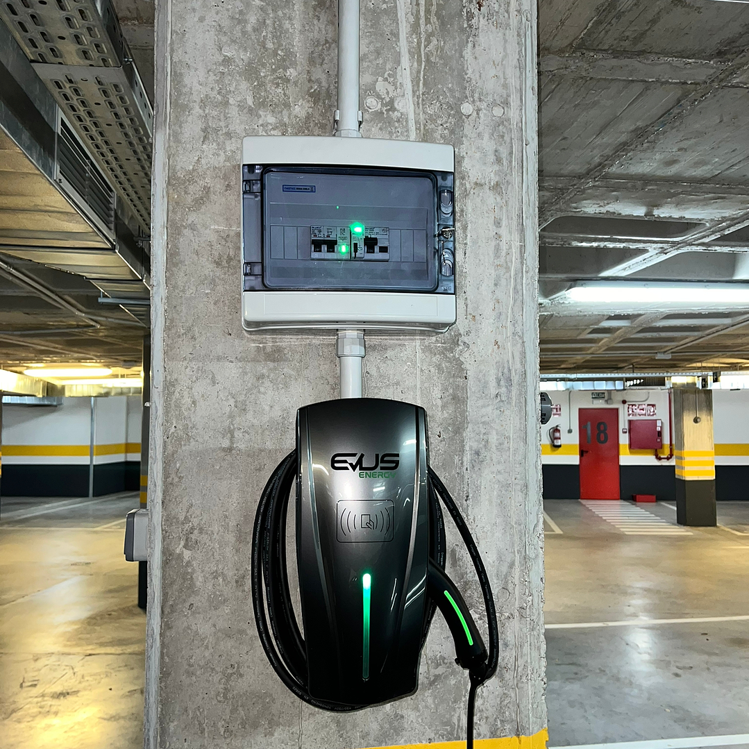 Instalación de Cargadores de Vehículos Eléctricos Realizadas 19
