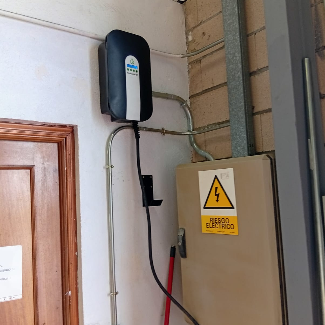 Instalación de Cargadores de Vehículos Eléctricos Realizadas 46