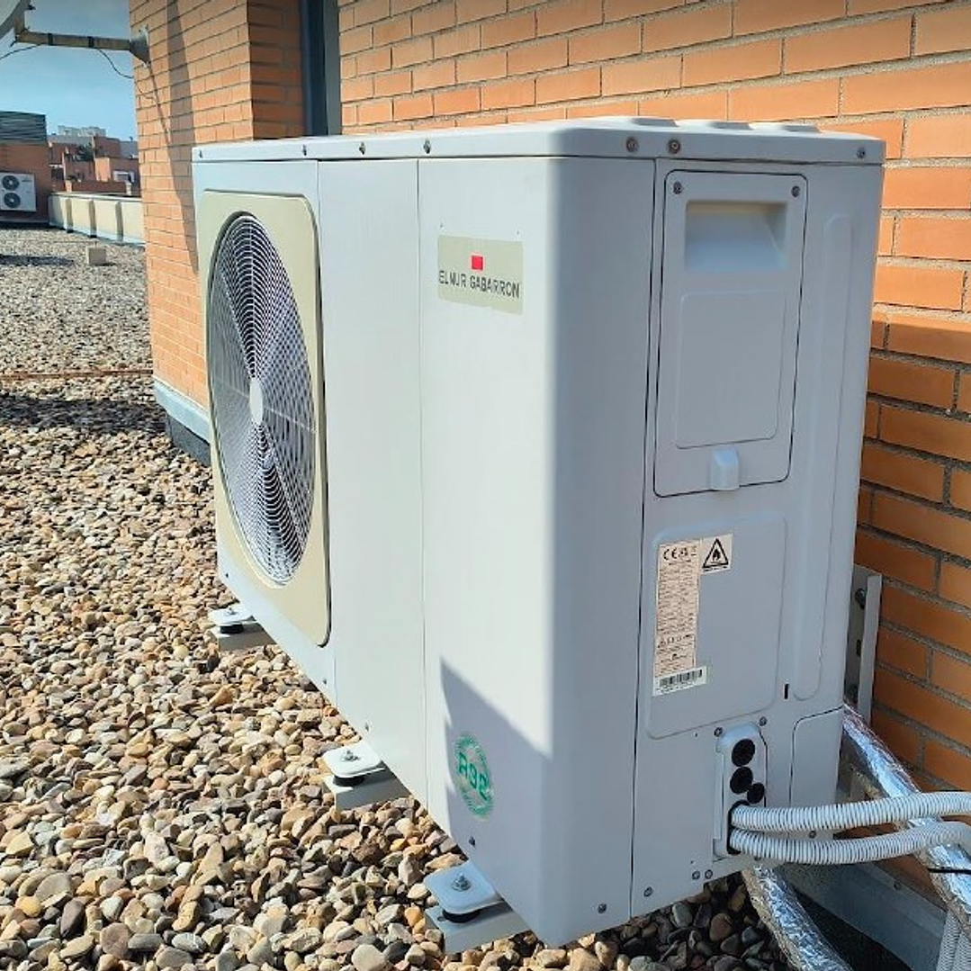 Instalaciones de Aerotermia | Ejemplos Reales de Clientes Satisfechos  19