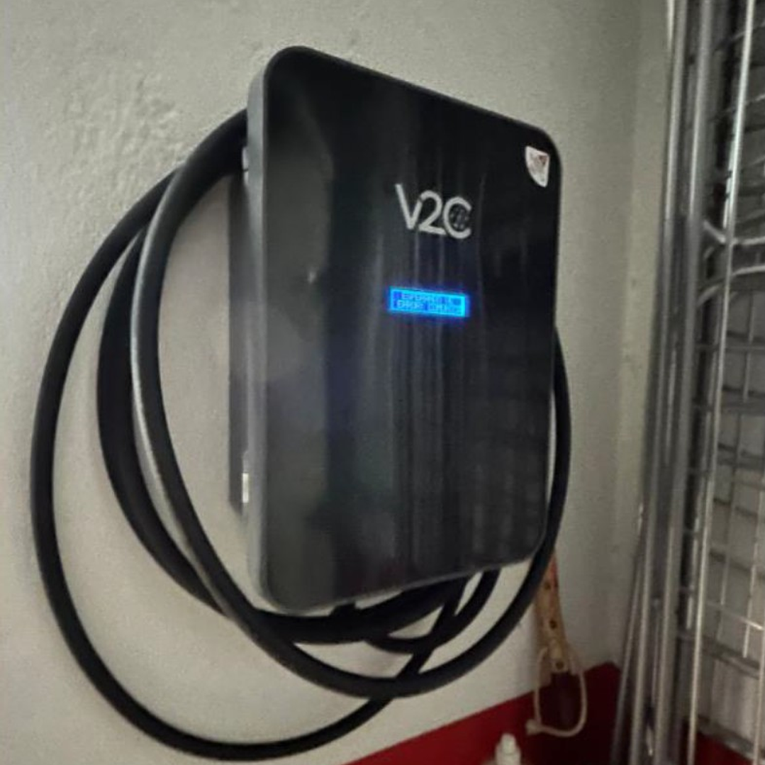 Instalación de Cargadores de Vehículos Eléctricos | Ejemplos Reales y Proyectos Finalizados 4
