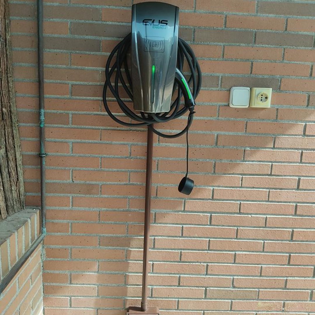Instalación de Cargadores de Vehículos Eléctricos | Ejemplos Reales y Proyectos Finalizados 17