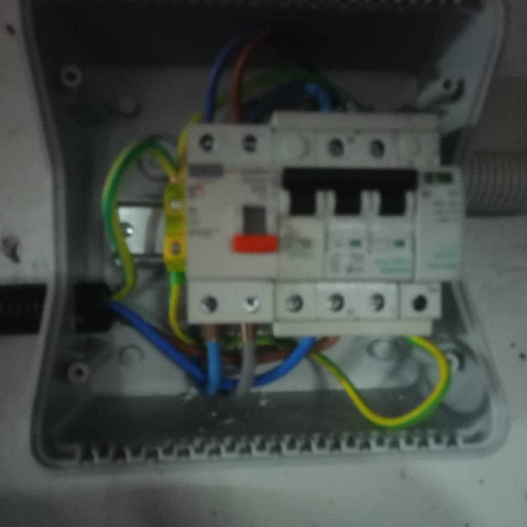 Instalación de Cargadores de Vehículos Eléctricos | Ejemplos Reales y Proyectos Finalizados 23