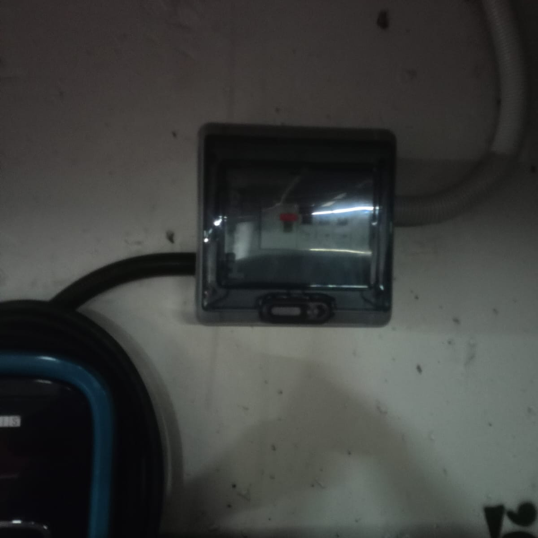 Instalación de Cargadores de Vehículos Eléctricos | Ejemplos Reales y Proyectos Finalizados 24