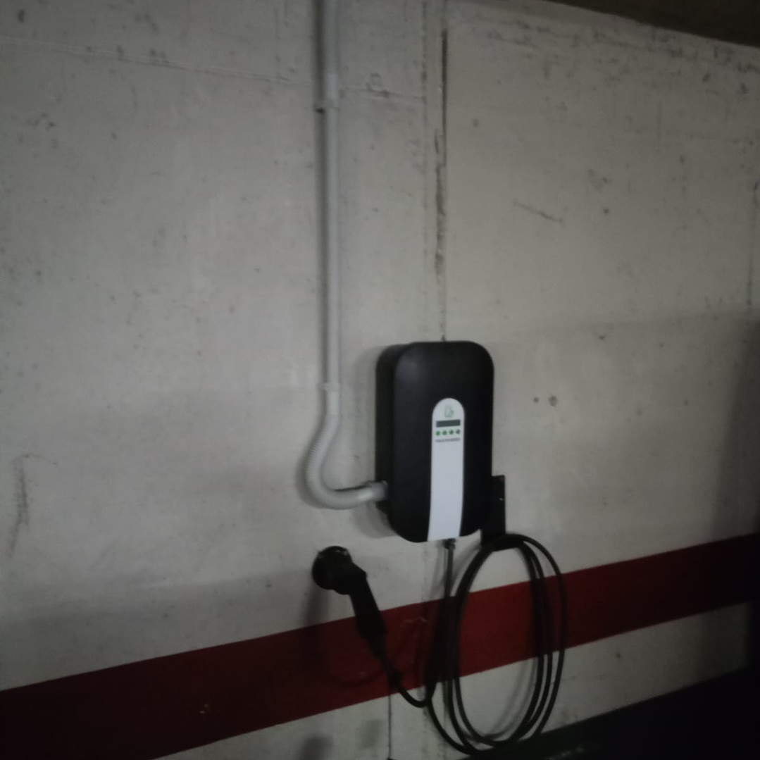Instalación de Cargadores de Vehículos Eléctricos | Ejemplos Reales y Proyectos Finalizados 43