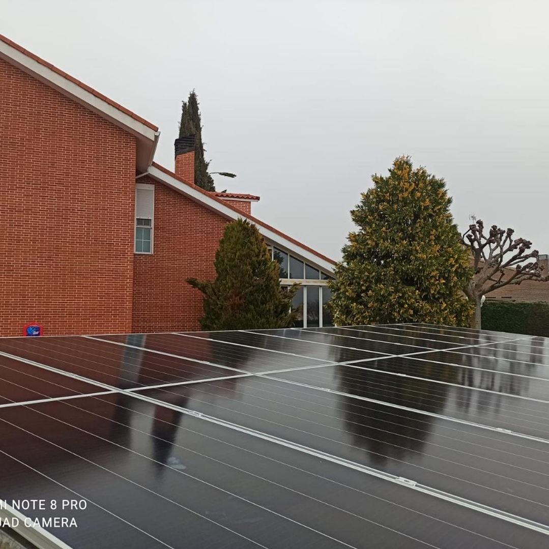 Instalación de Placas Solares Fotovoltaicas | Ejemplos Reales y Proyectos Finalizados 2