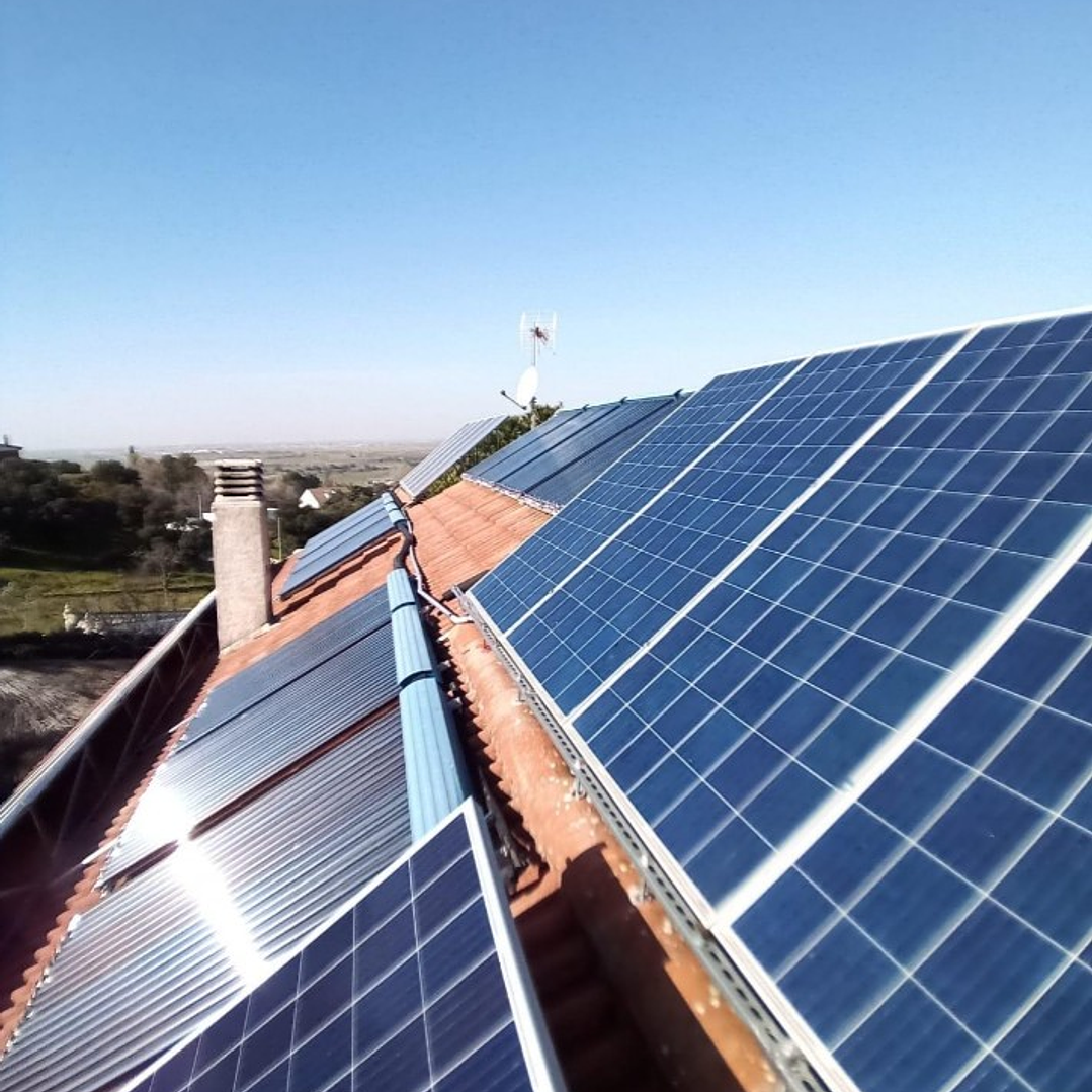 Instalación de Placas Solares Fotovoltaicas | Ejemplos Reales y Proyectos Finalizados 23