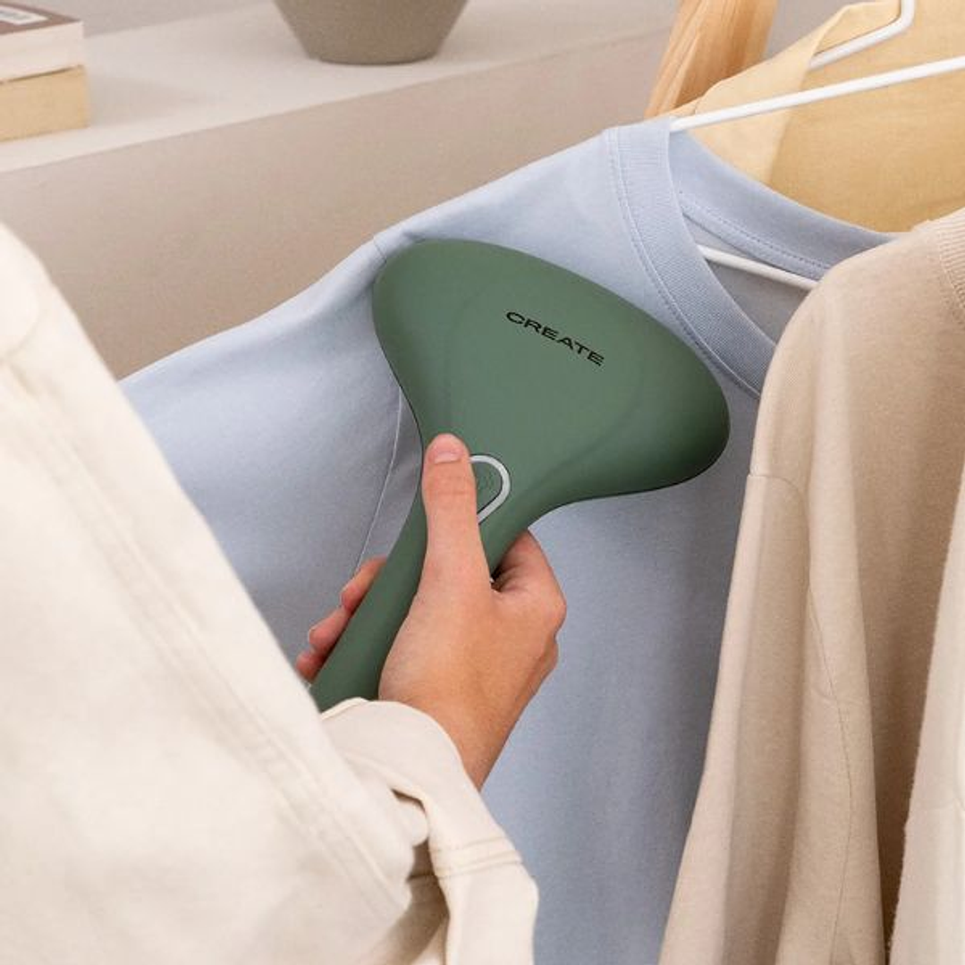 IRON UP – Plancha de Vapor Vertical Compacta y Potente 2