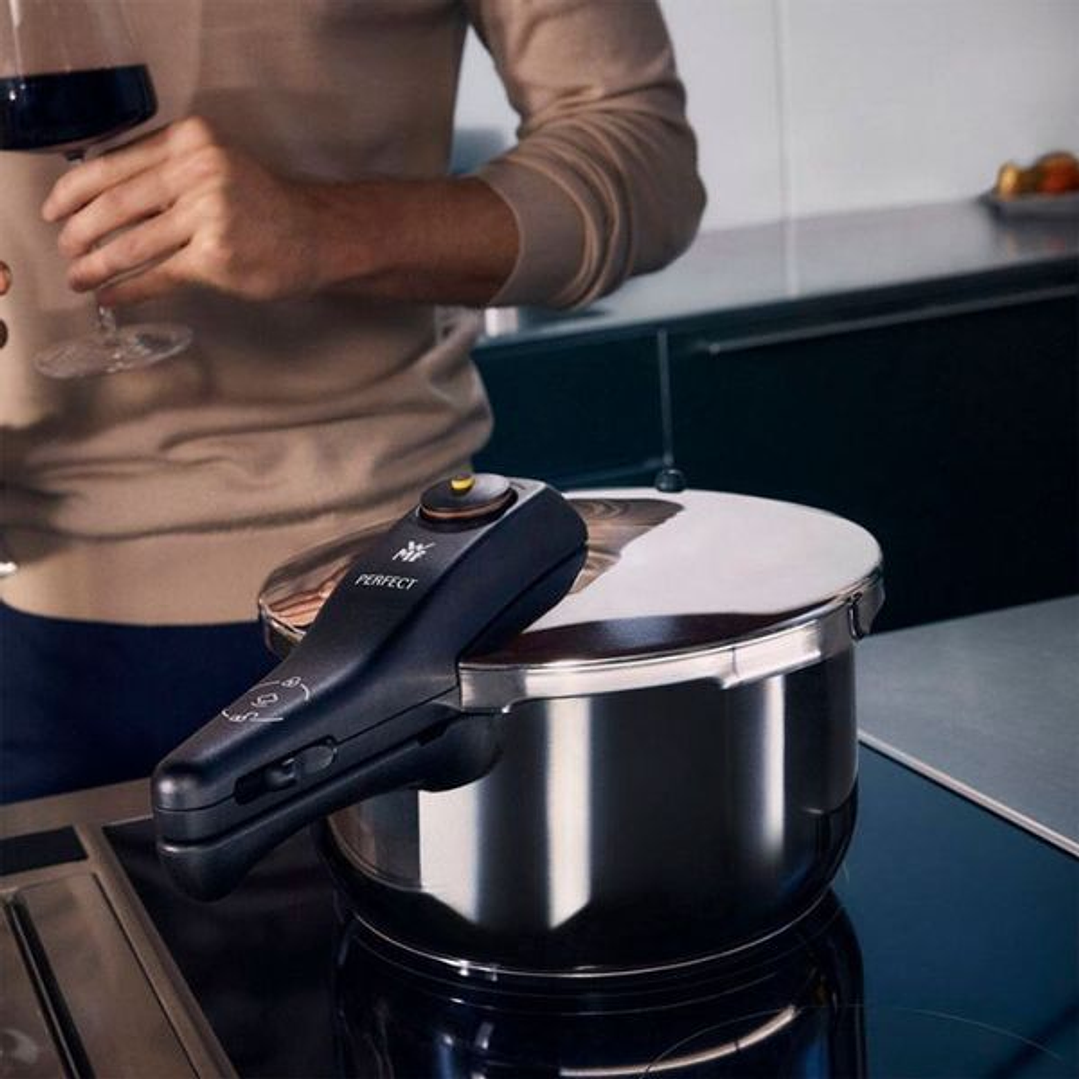 Olla a Presión WMF Perfect V3 8.5L | Acero Inoxidable Cromargan | Apta para Inducción 8