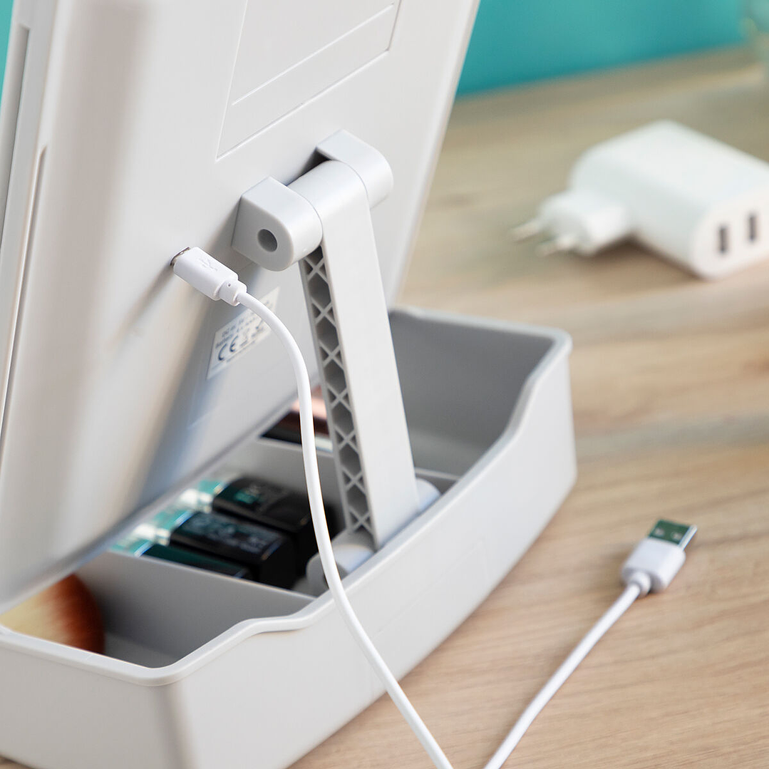 Espejo LED Plegable con Organizador de Maquillaje Panomir InnovaGoods – 3 en 1 Multifunción, con Iluminación Profesional, Aumento x7 y Diseño Compacto 7