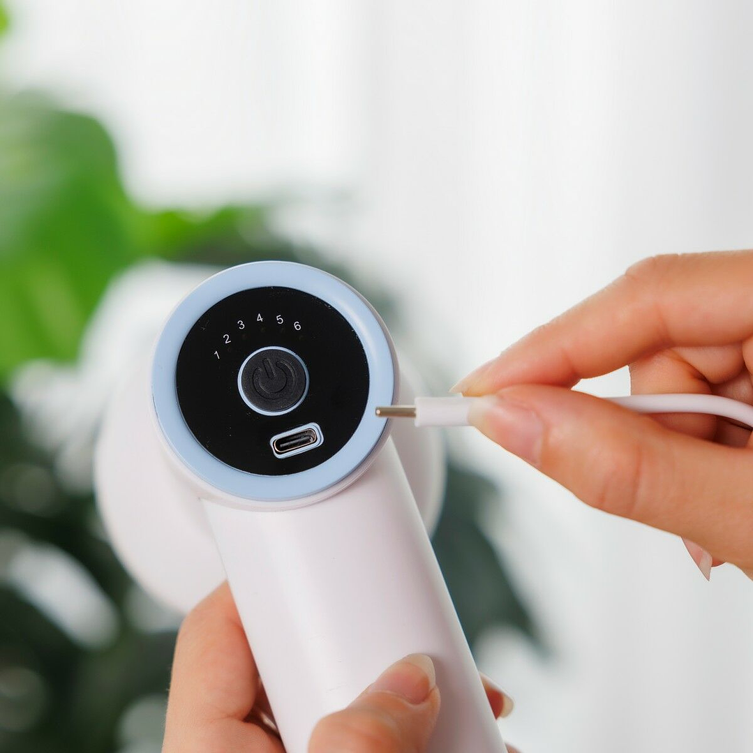 Pistola Masajeadora Anticelulítica Recargable 6 en 1 CellyGun InnovaGoods - Reducción de Grasa Localizada, Relajación Muscular y Diseño Ergonómico 2