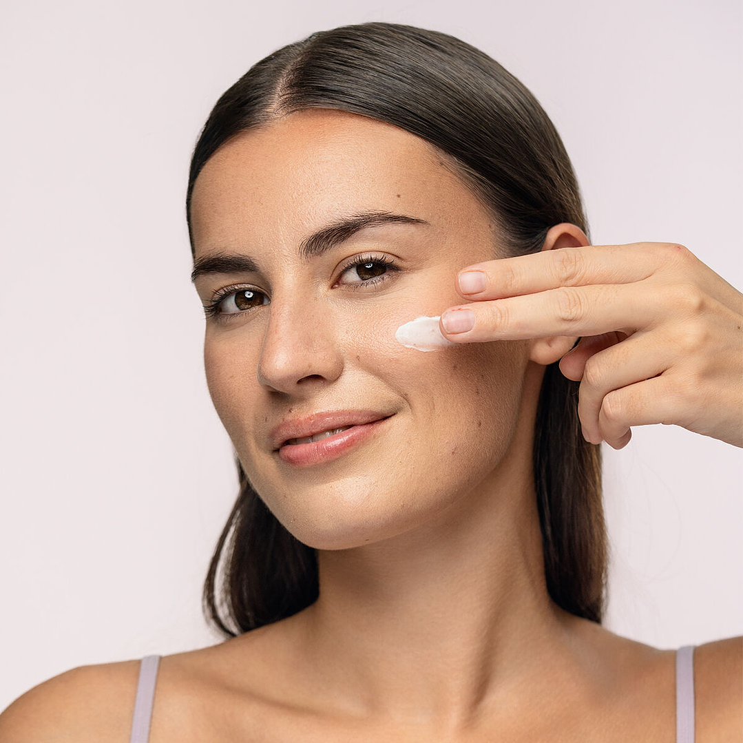 Crema Facial Hidratante Kombucha Vibecare InnovaGoods 50 ml – Cosmética Vegana con Ingredientes Naturales para Todo Tipo de Piel 6