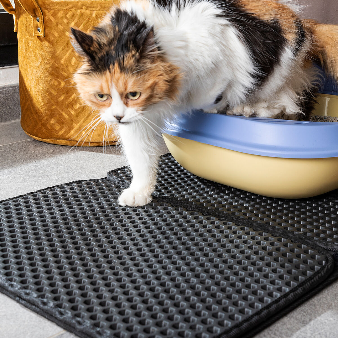 Alfombra para Arenero de Gatos Clikatt InnovaGoods – Limpieza Fácil y Suelo Protegido 1