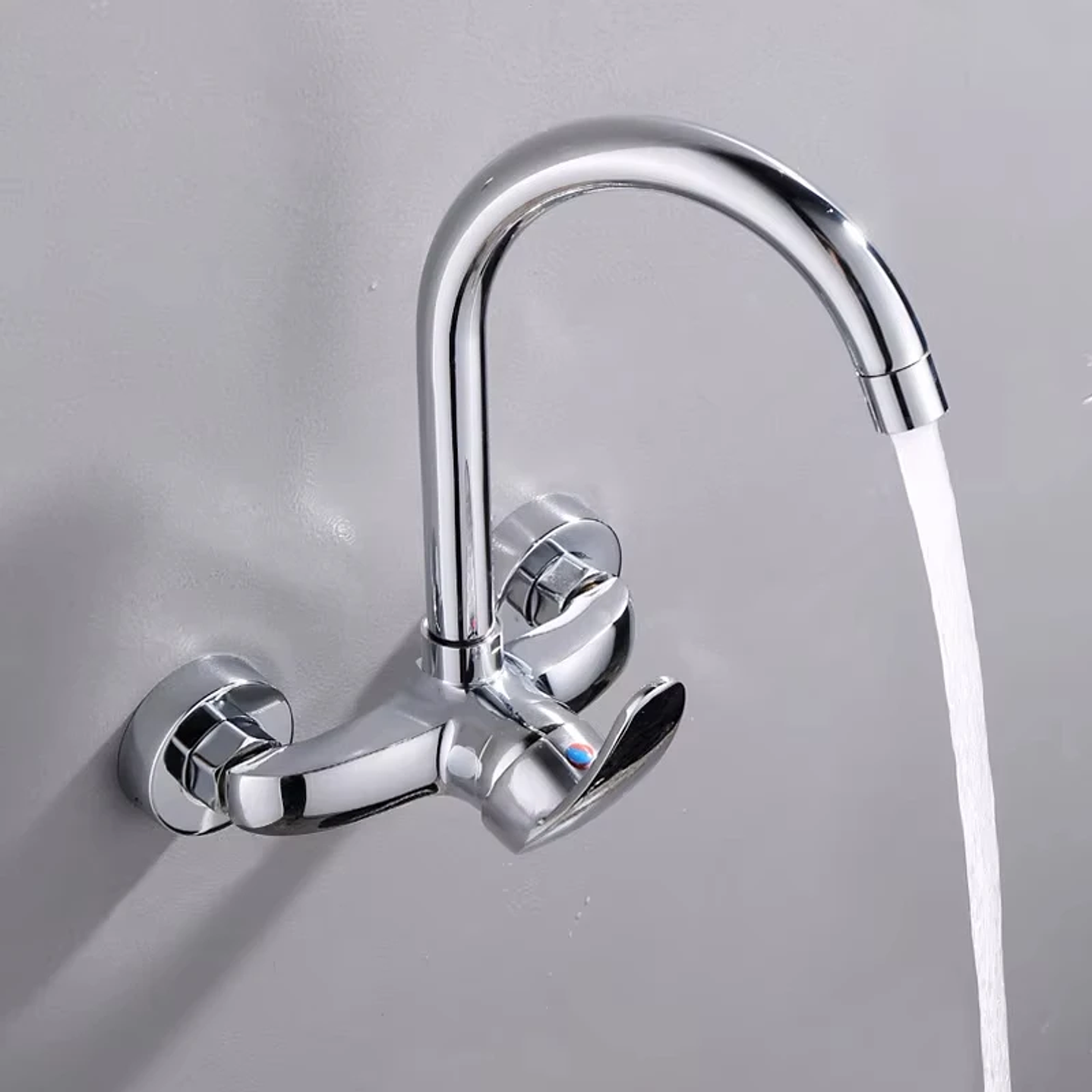 Grifo de Cocina de Pared con Mezclador | Agua Fría y Caliente en Latón Giratorio 3