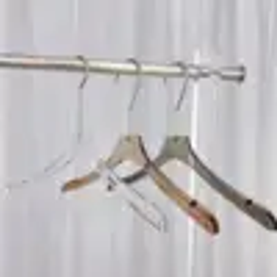 Percha Acrílica Transparente LEILOI | Diseño Mate con Gancho Dorado para Ropa 10