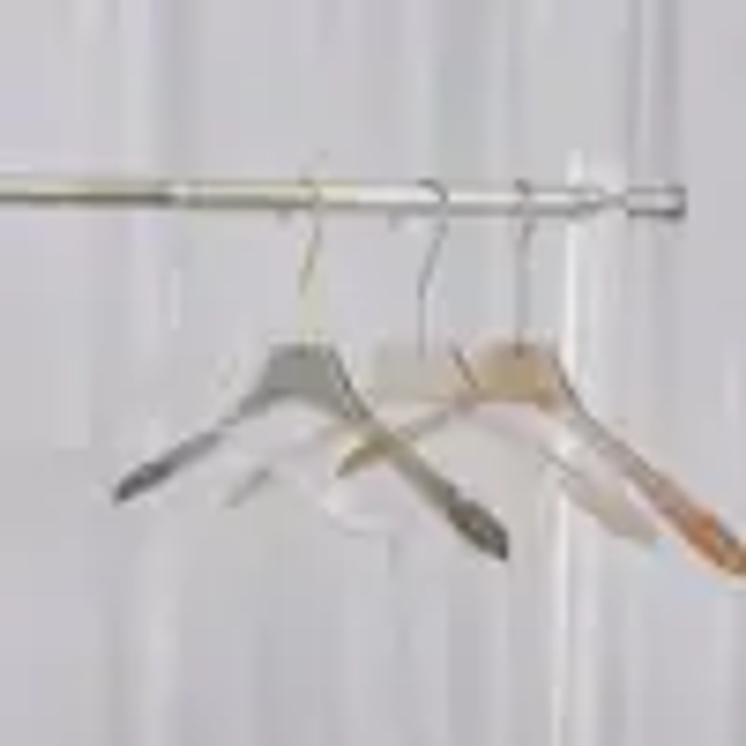 Percha Acrílica Transparente LEILOI | Diseño Mate con Gancho Dorado para Ropa 13