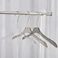 Percha Acrílica Transparente LEILOI | Diseño Mate con Gancho Dorado para Ropa - Miniatura 25