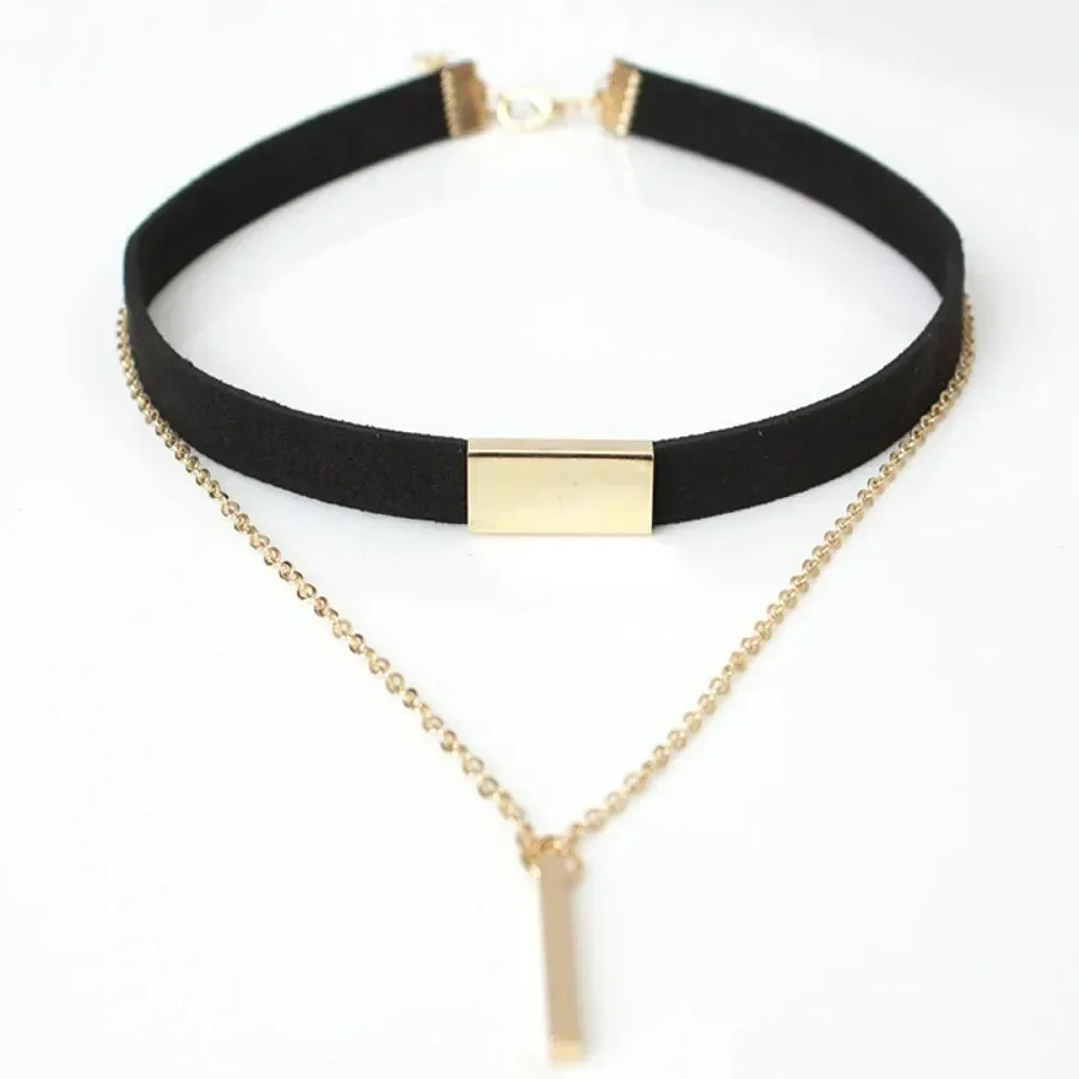 Gargantilla de Terciopelo Negro SUMENG | Collar Trendy con Colgante Cuadrado para Mujer 1