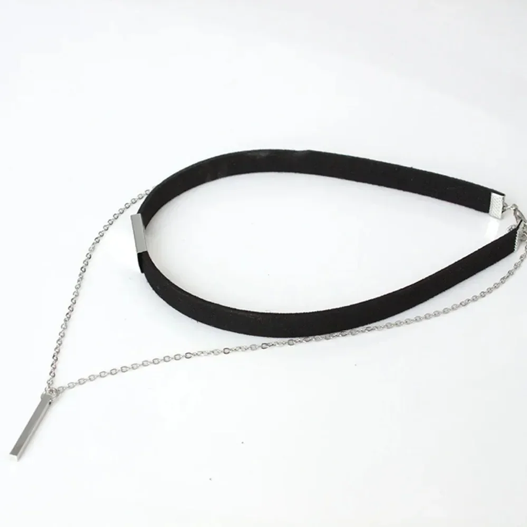 Gargantilla de Terciopelo Negro SUMENG | Collar Trendy con Colgante Cuadrado para Mujer 3