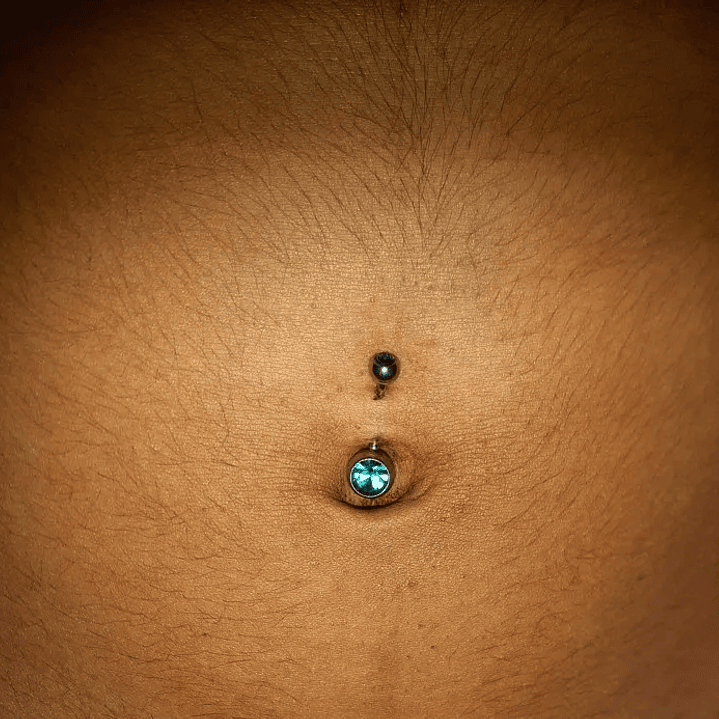 Piercing de Ombligo G23titan | Titanio Médico con Circonita AAA en 15 Colores 33
