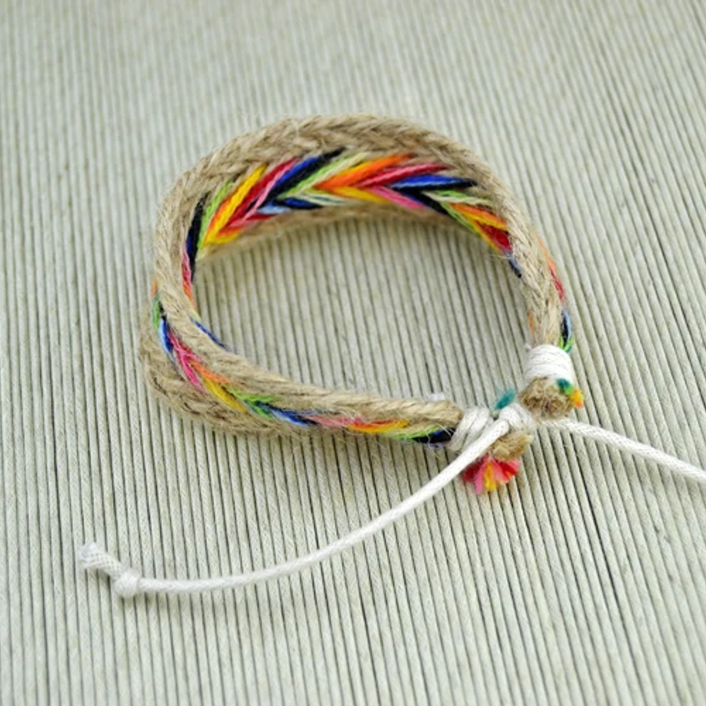 Pulsera Étnica Midofare - Joyería Artesanal Unisex Algodón y Lino 4
