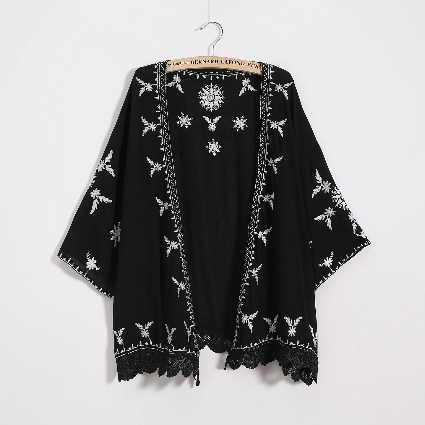Kimono Bordado Bohemio Mujer - Blusa Encaje Holgada Estilo Casual y Elegante 1