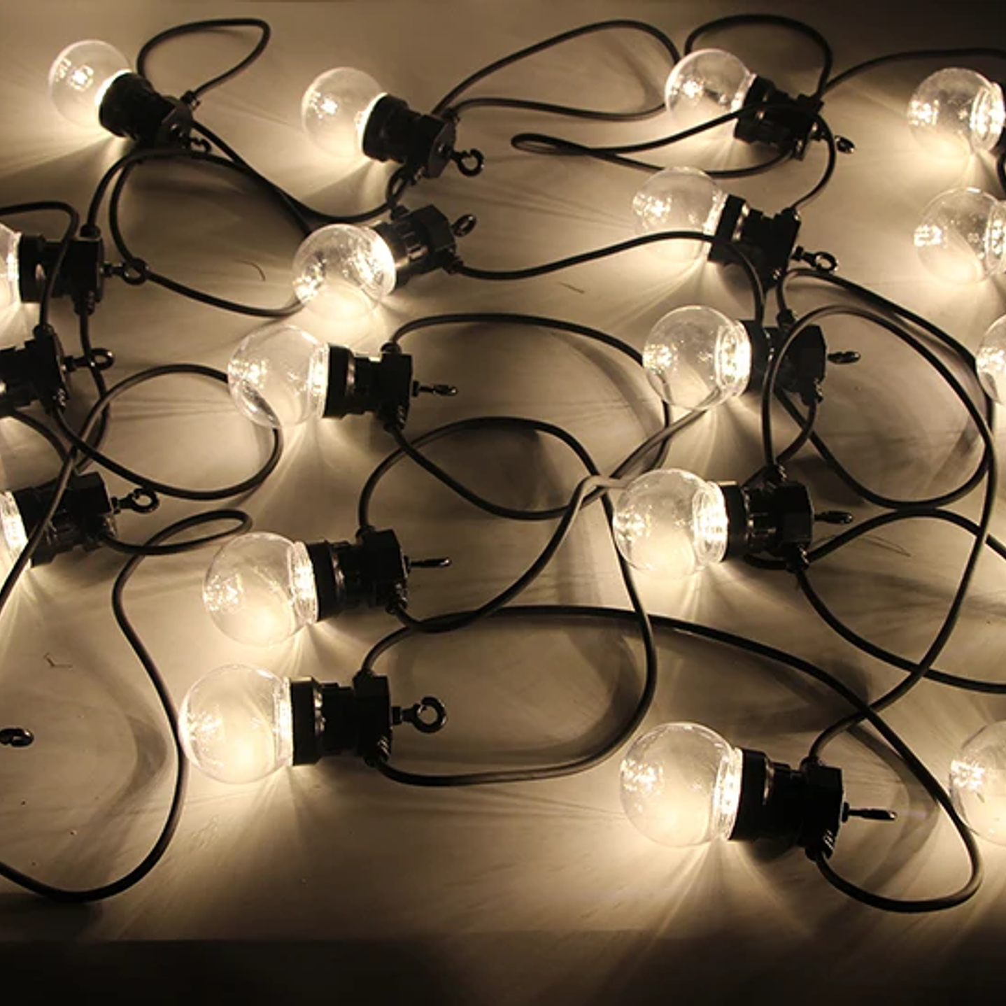 Guirnalda de Luces LED G50 - Impermeable Jardín y Terraza 8M/24M 18