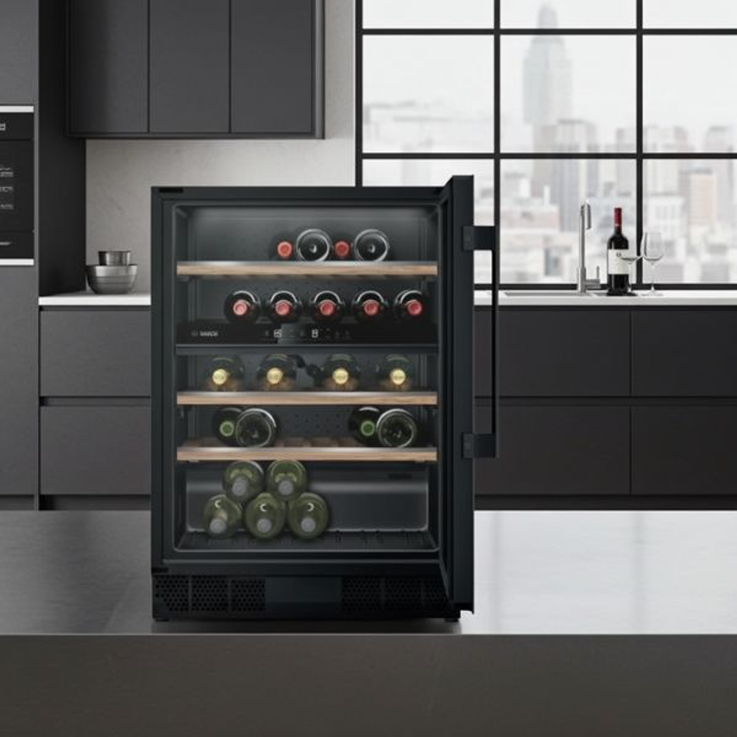 Vinoteca Bosch KUW21AHG0 – Conservación Profesional para hasta 44 Botellas 2
