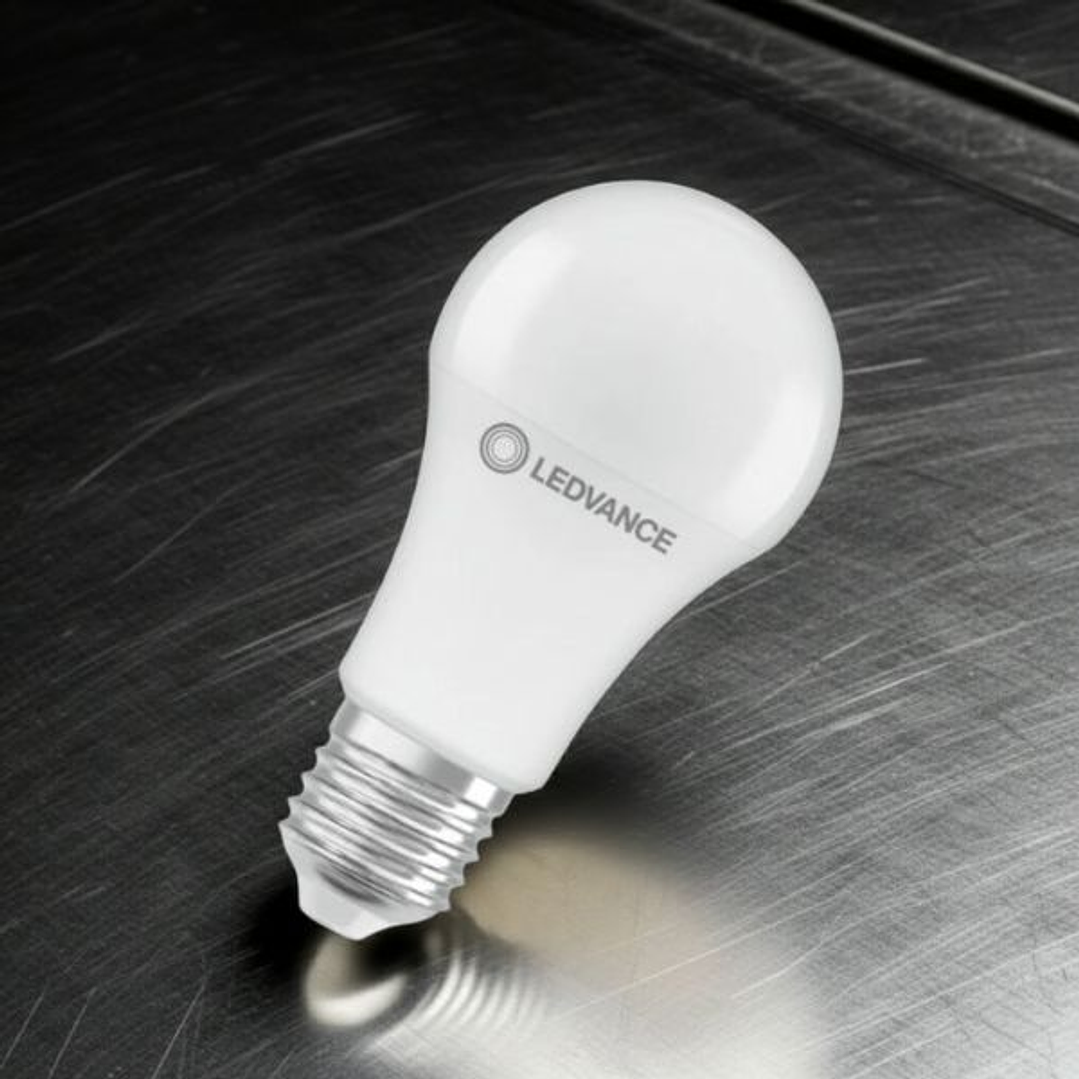 LEDVANCE 10W 6500K E27  Bombilla LED Blanca Fría 3