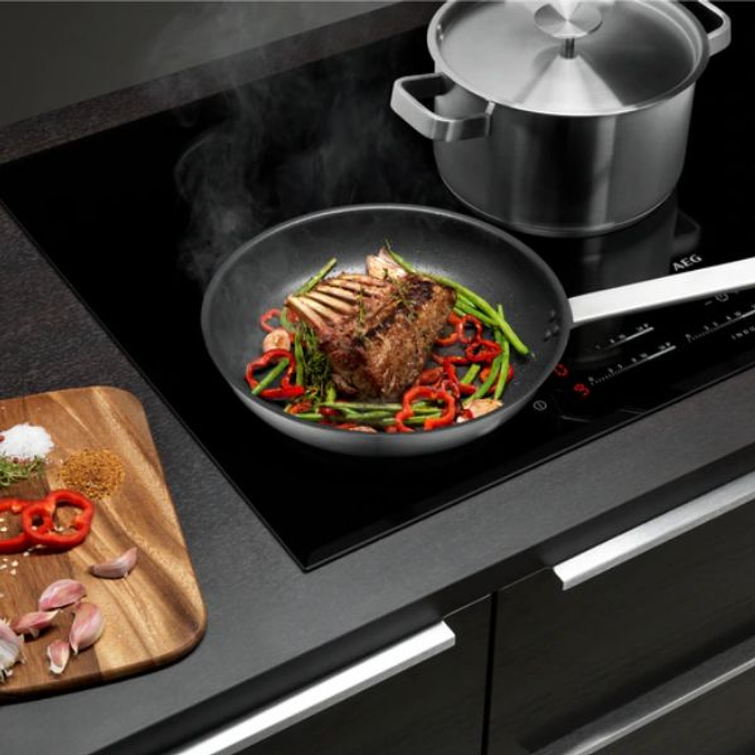 Set de Cocina AEG A3SS Acero Inoxidable para Todo Tipo de Placas 2
