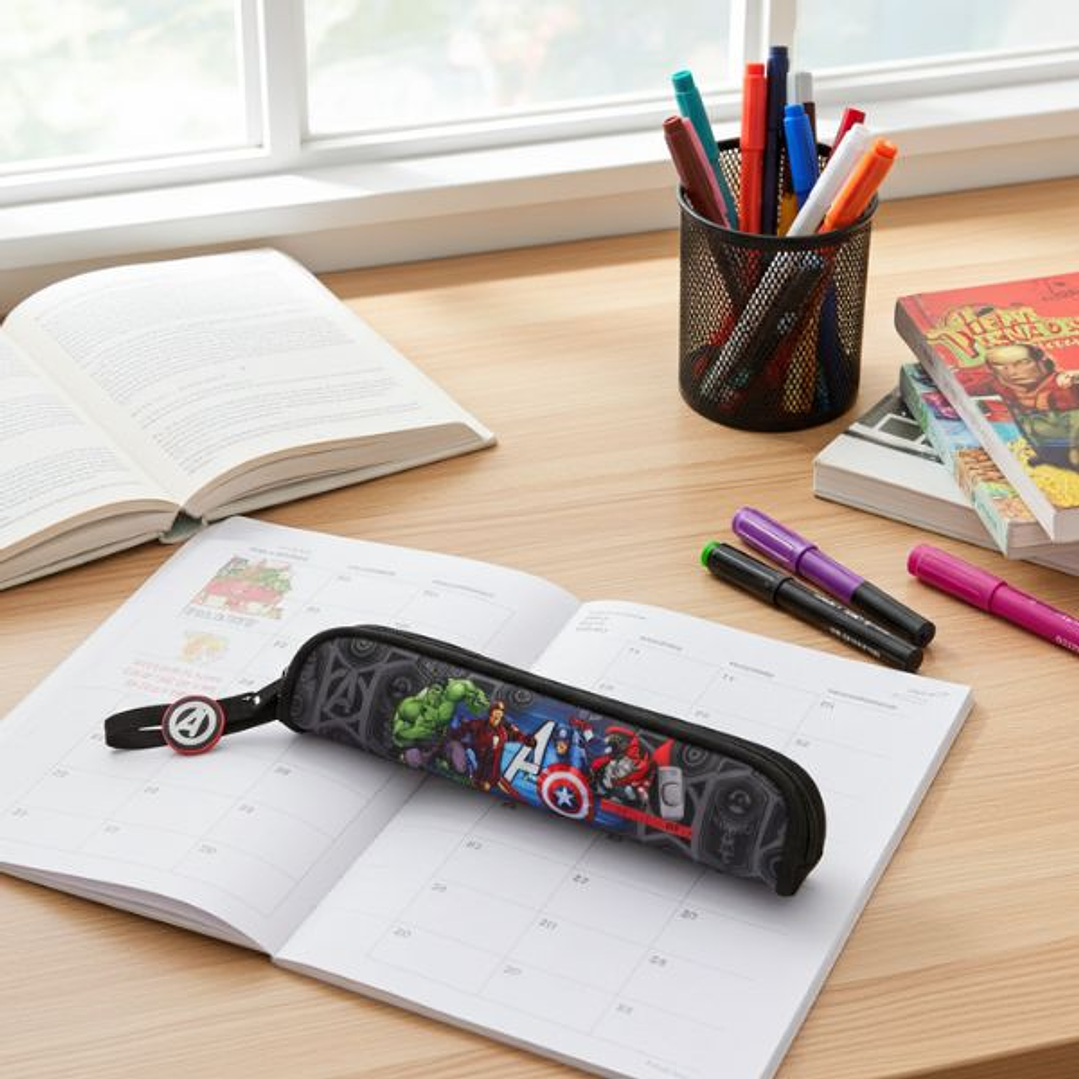 Portaflautas The Avengers Vendetta Negro 37 cm 4