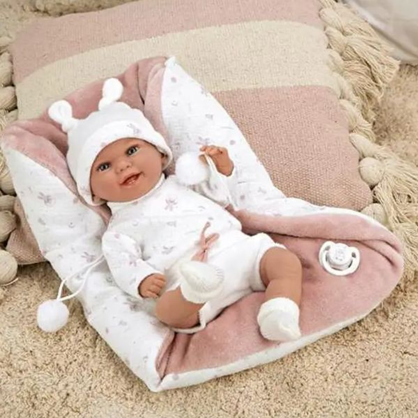 Arias Elegance Muñeco Bebé 35 cm con Manta 5