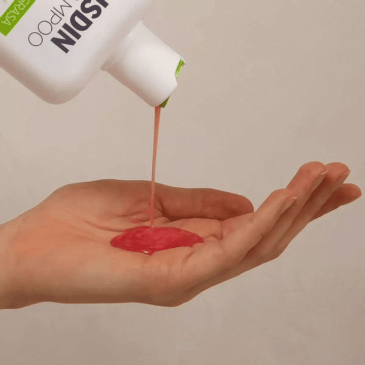 Isdin Nutradeica Champú Seborregulador 400 ml 2