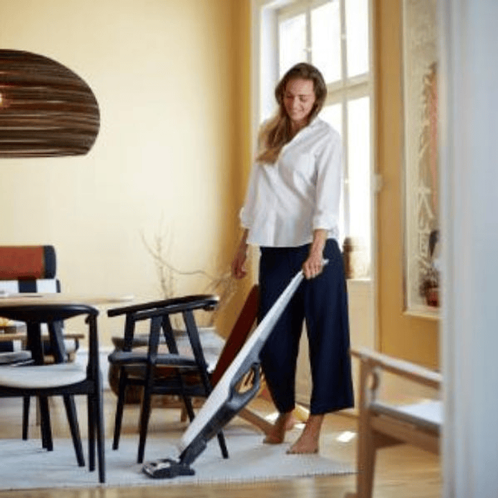 Nilfisk EASY Aspirador Vertical 170W Rojo 9