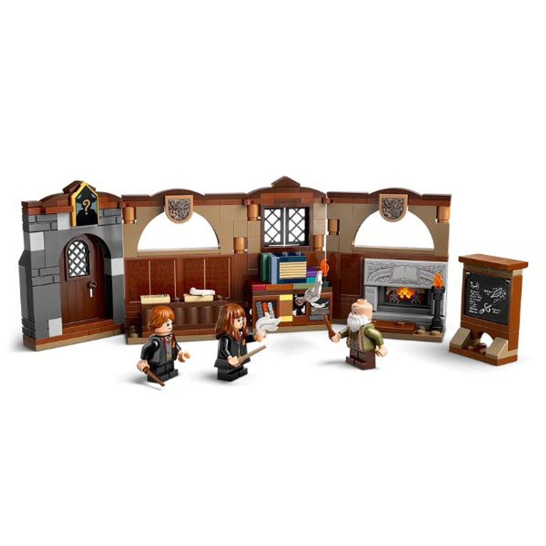 LEGO Harry Potter 76442 Castillo de Hogwarts Clase Encantamientos 3