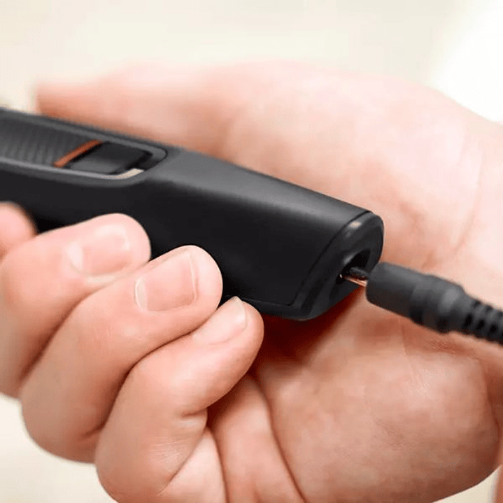 Cortapelos y Afeitadora Philips 7 en 1 Inalámbrica | Recortador de Barba, Nariz y Orejas con Accesorios Lavables y Funda de Viaje 6