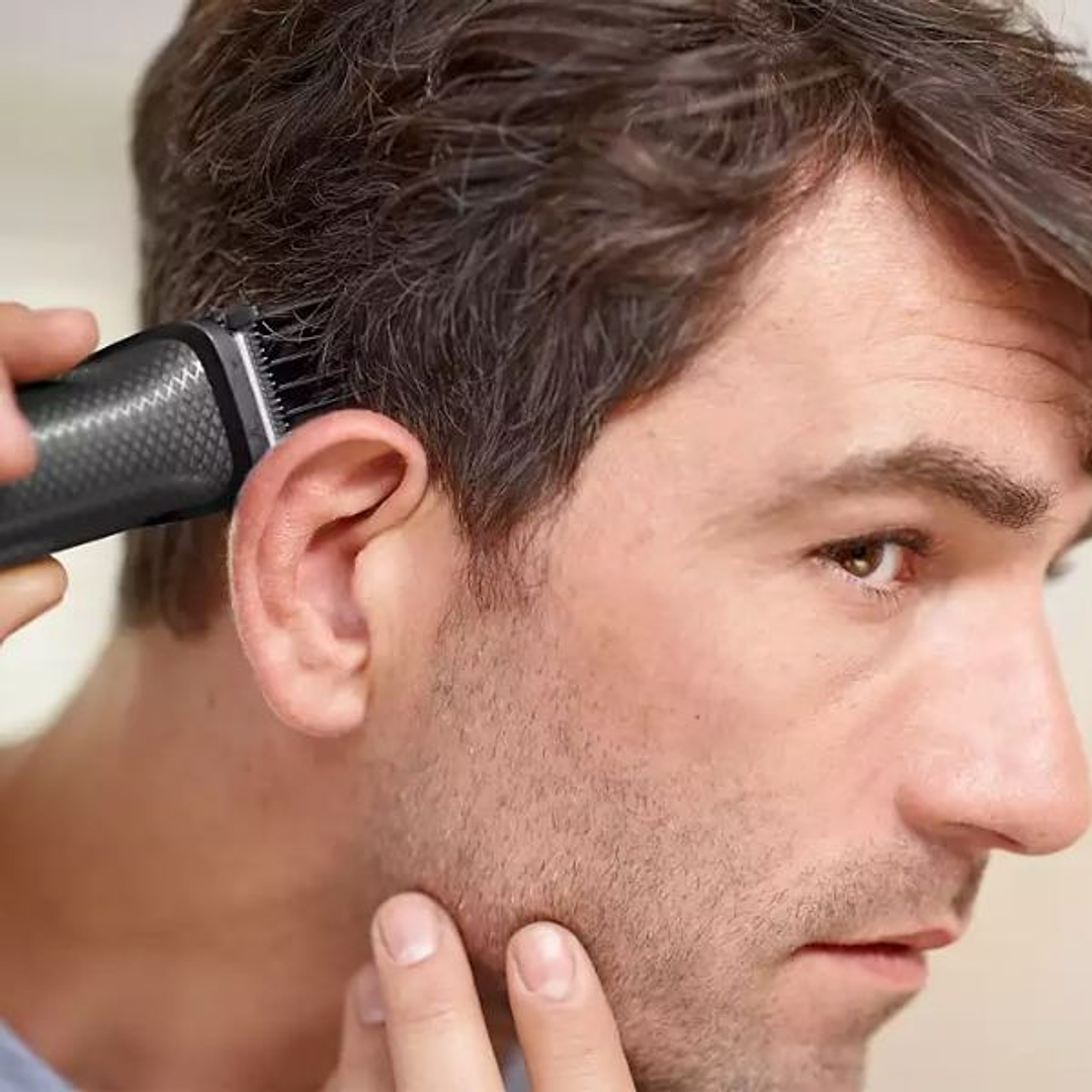 Cortapelos y Afeitadora Philips 7 en 1 Inalámbrica | Recortador de Barba, Nariz y Orejas con Accesorios Lavables y Funda de Viaje 8