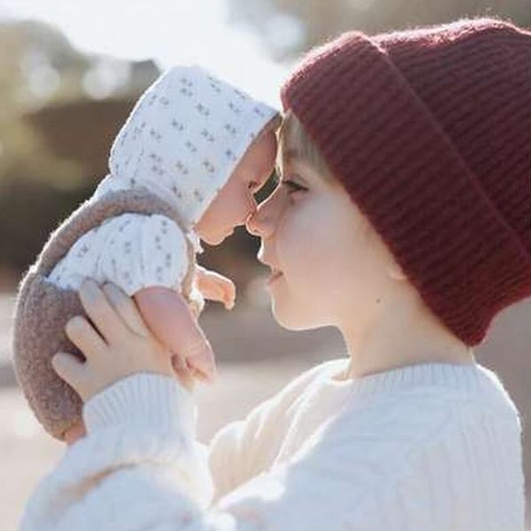 Muñeca Bebé Arias Elegance Saira 42 cm - Juguete Educativo con Sonido y Accesorios 4