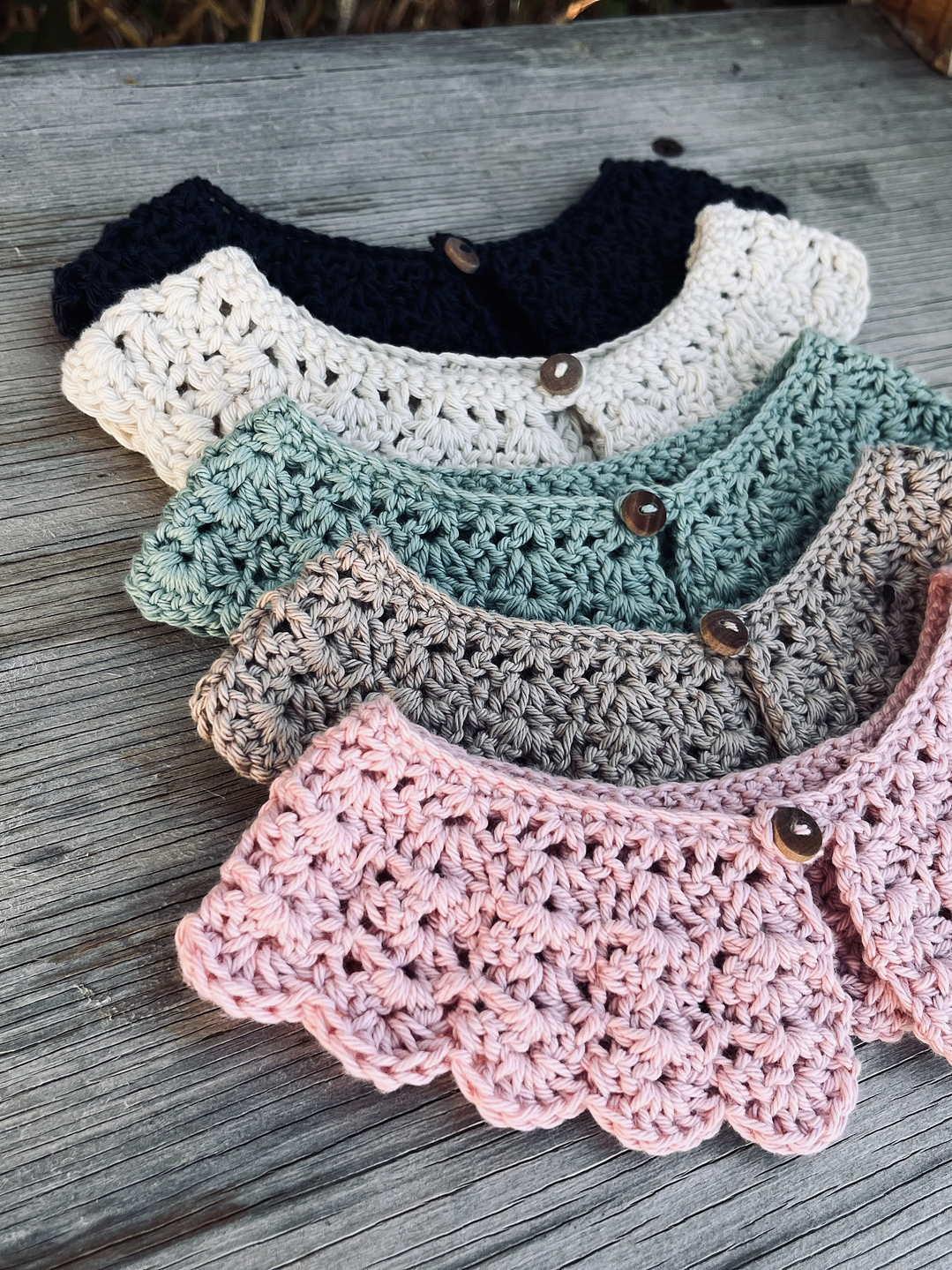 Cuello desmontable Anne 1