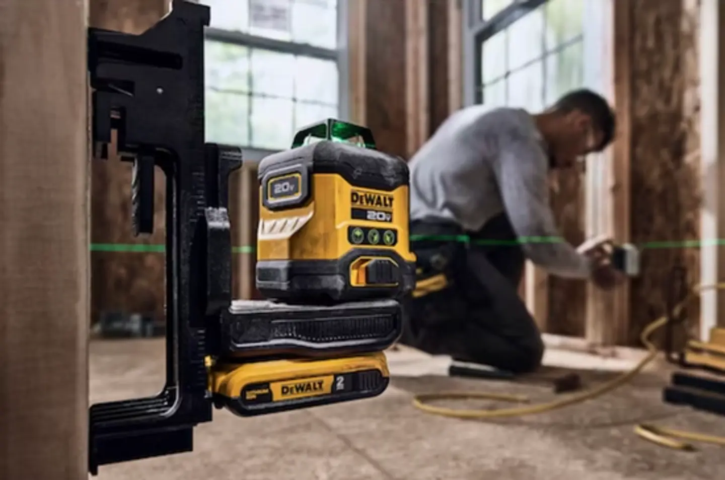 Multilinea Laser Atomic DEWALT - DCLE34031B 4
