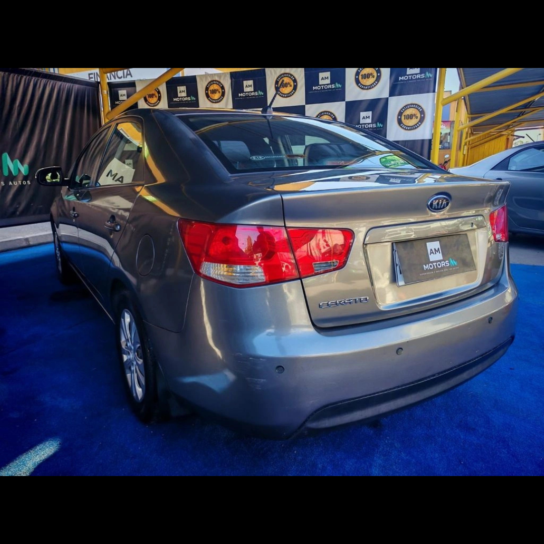 Cerato - Año 2013 8